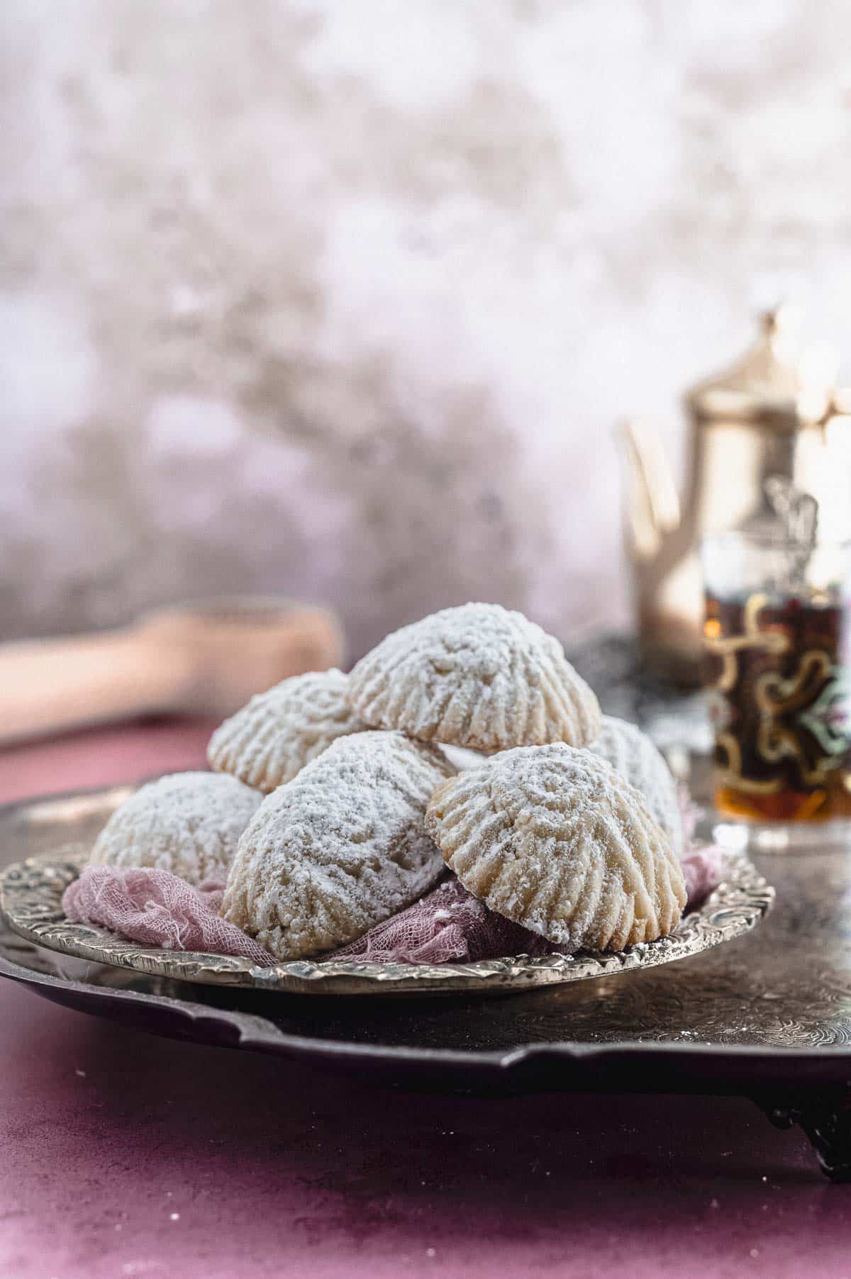 Authentic Maamoul: Date, Pistachio & Walnut Cookie Recipe